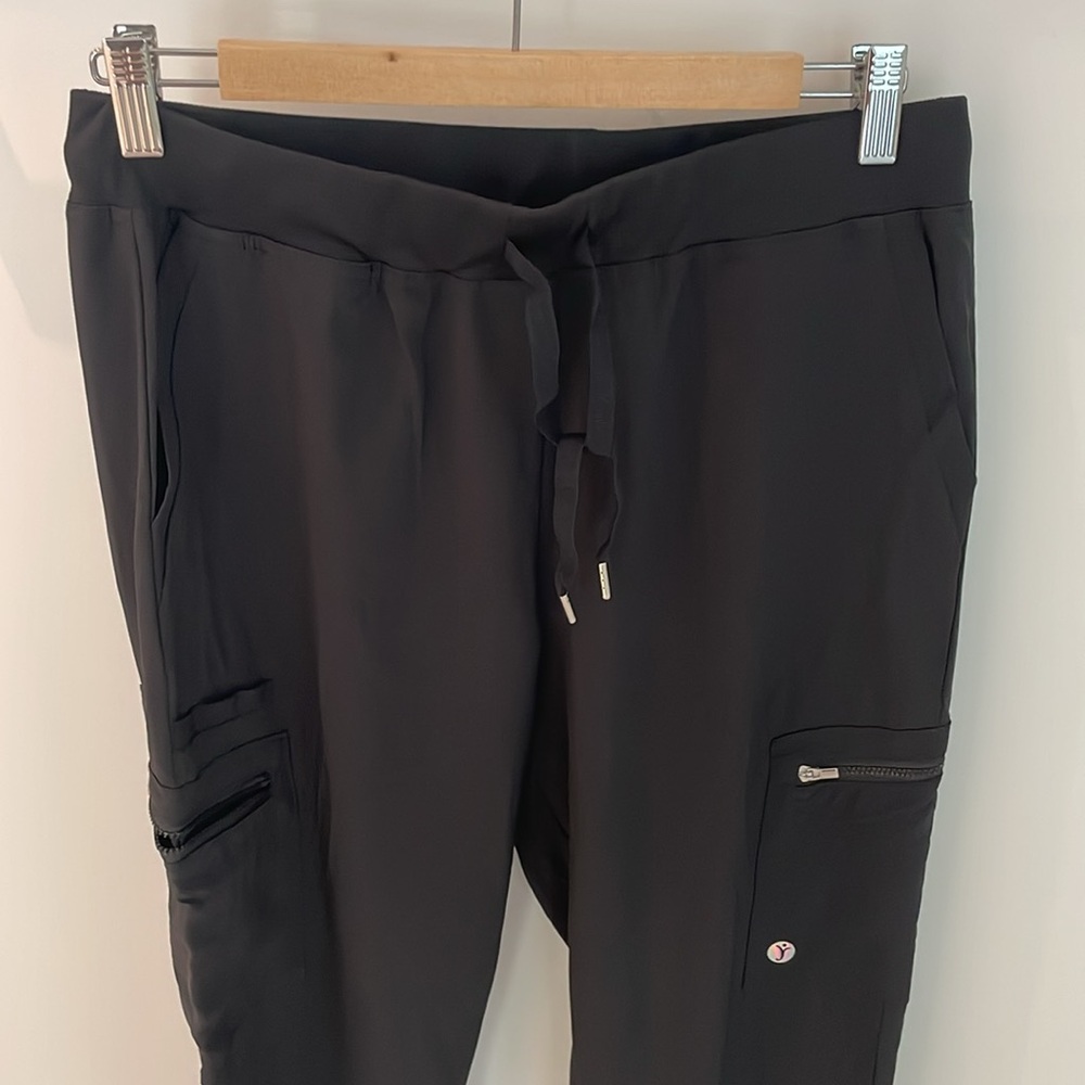Scrubletics Pants
